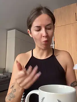 ElizabetBlack online show from 11/04/25, 07:56