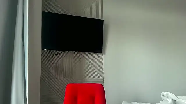 LuxXAngel online show from 05/26/26, 12:42
