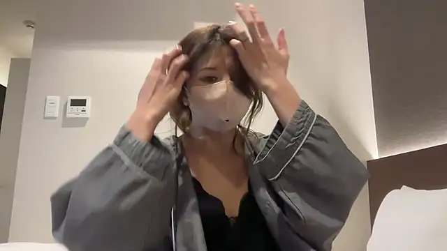 p-nyan4 online show from 11/28/25, 03:17