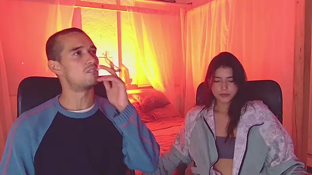 Laila asher online show from 11/30/25, 01:39