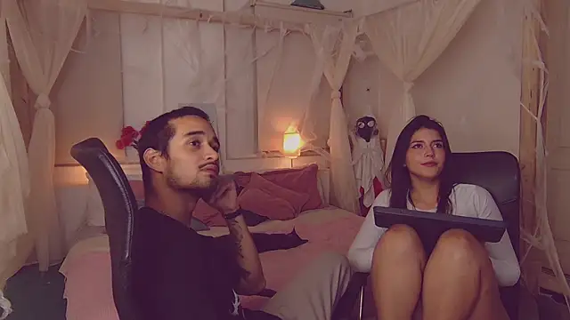 Laila asher online show from 10/24/25, 04:00