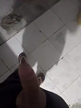 Snapshot of chef82 chatting on 01/17/26, 03:21 chef82 online show from 01/17/26, 03:21