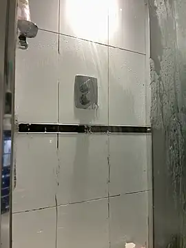 Woodchip online show from 11/15/25, 07:45