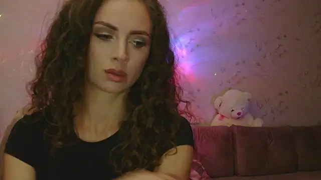 Amber Carrol online show from 11/17/25, 05:17