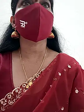 shivani27 online show from 10/10/25, 06:53