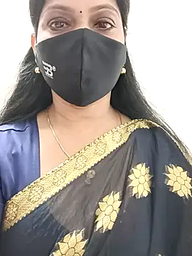 shivani27 online show from 09/30/25, 04:46