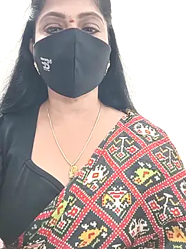 shivani27 online show from 02/11/26, 01:33