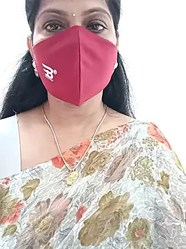 shivani27 online show from 10/05/25, 08:49