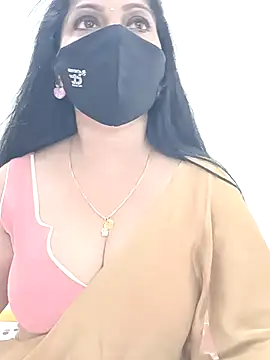 shivani27 online show from 04/05/26, 08:37