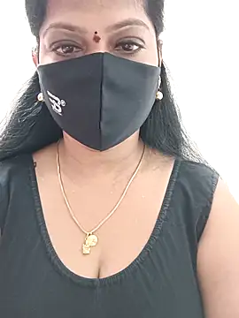 shivani27 online show from 09/25/25, 07:36