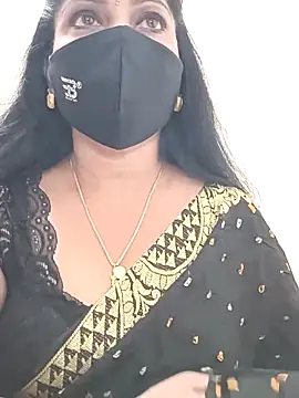 shivani27 online show from 12/21/25, 12:29