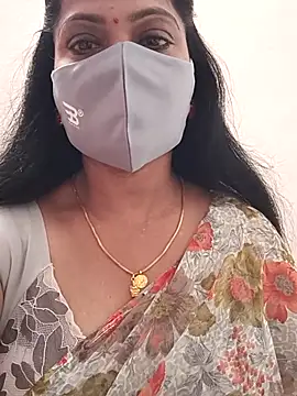 shivani27 online show from 12/05/25, 08:02