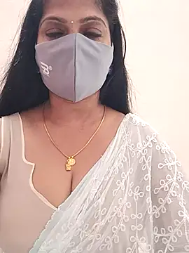 shivani27 online show from 04/05/26, 08:32