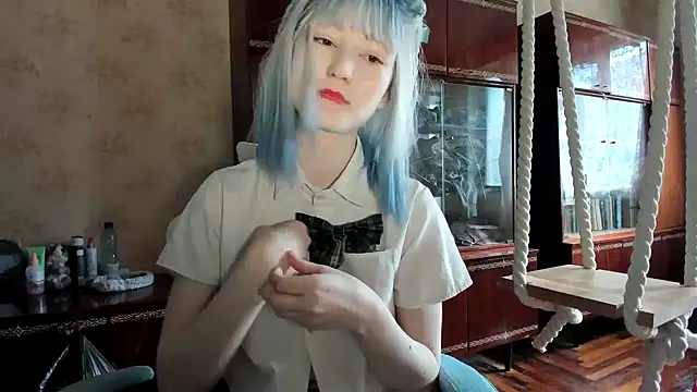 Snapshot of kioshi_kiss chatting on 10/15/25, 11:18 kioshi kiss online show from 10/15/25, 11:18