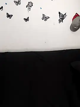 AntonelaMorriz online show from 12/18/25, 07:46