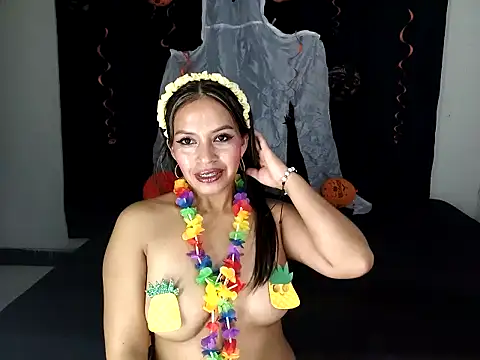 Snapshot of AntonelaMorriz chatting on 10/16/25, 05:38 AntonelaMorriz online show from 10/16/25, 05:38