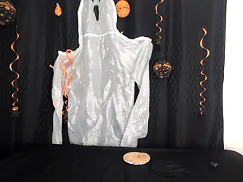 AntonelaMorriz online show from 10/29/25, 07:18