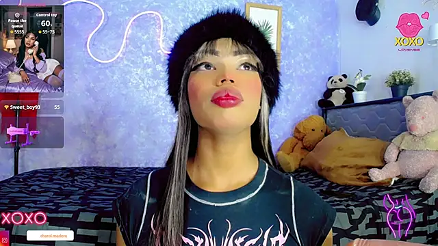 Snapshot of Aishasexy18 chatting on 11/21/25, 04:44 Aishasexy18 online show from 11/21/25, 04:44