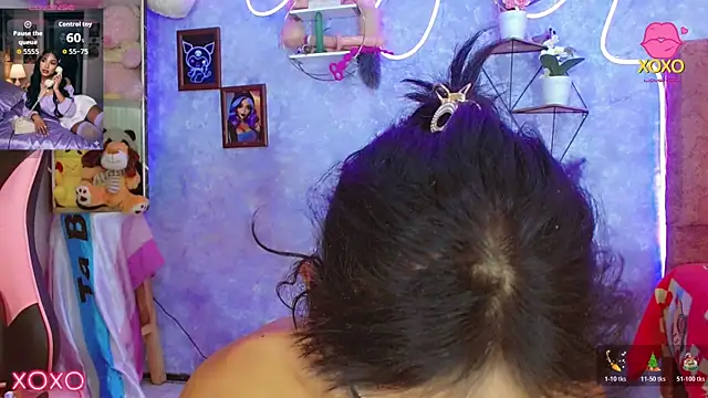 Snapshot of Aishasexy18 chatting on 12/18/25, 05:12 Aishasexy18 online show from 12/18/25, 05:12