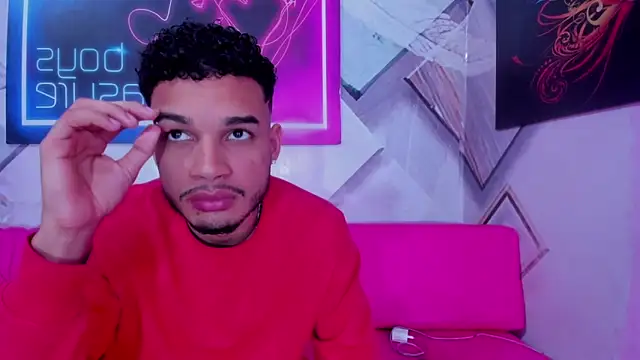 Snapshot of rhabena_boysex chatting on 02/21/26, 02:35 rhabena boysex online show from 02/21/26, 02:35