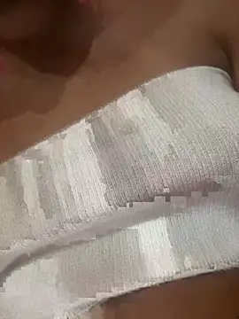 ninfetinha20 online show from 02/27/26, 11:48