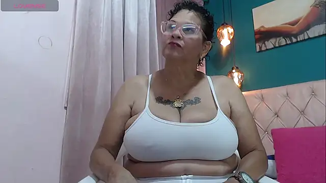 DinaDIRTY online show from 11/05/25, 11:08