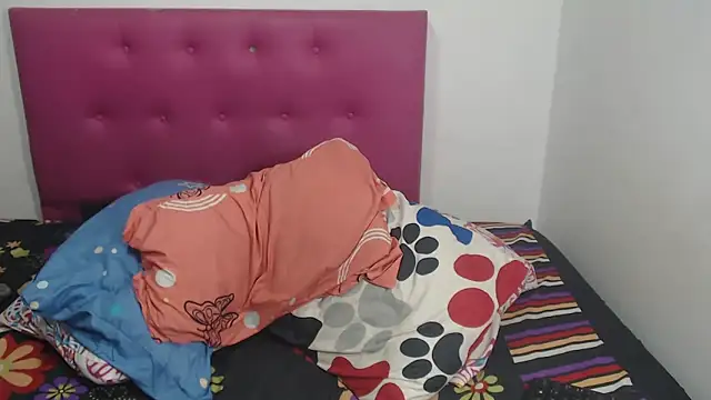 DinaDIRTY online show from 12/20/25, 02:47