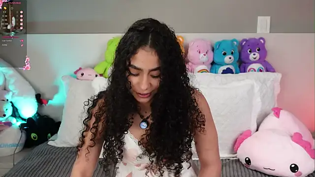 Victoria Curly online show from 01/17/26, 02:04