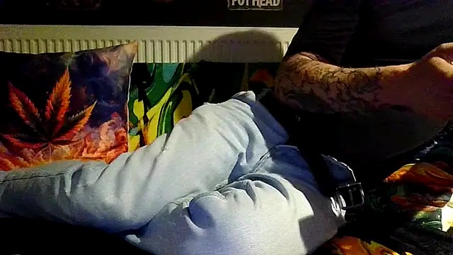 Flash0910 online show from 10/24/25, 12:31