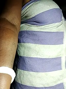 Nude-Priya2 online show from 10/28/25, 06:40