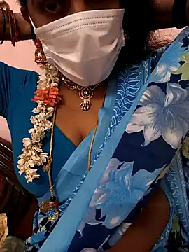 Snapshot of sana-99 chatting on 01/18/26, 04:05 sana-99 online show from 01/18/26, 04:05