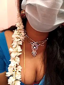 Snapshot of sana-99 chatting on 01/17/26, 01:37 sana-99 online show from 01/17/26, 01:37