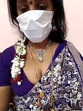 Snapshot of sana-99 chatting on 01/13/26, 04:49 sana-99 online show from 01/13/26, 04:49