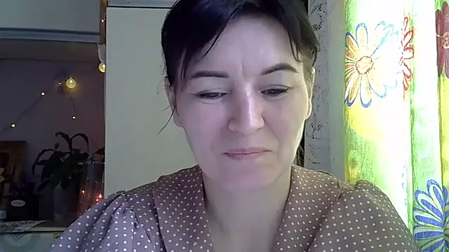 Krystal 82 online show from 10/29/25, 11:20