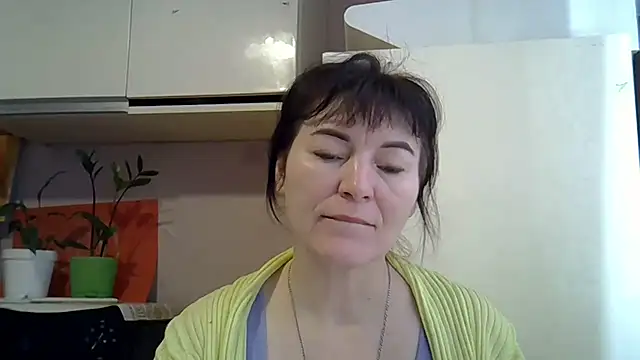 Snapshot of Krystal_82 chatting on 02/12/26, 08:25 Krystal 82 online show from 02/12/26, 08:25