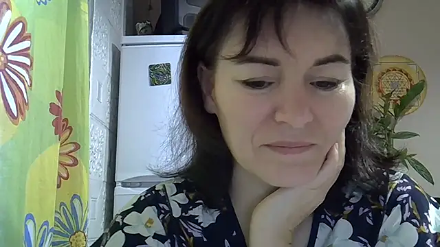 Krystal 82 online show from 11/22/25, 07:29