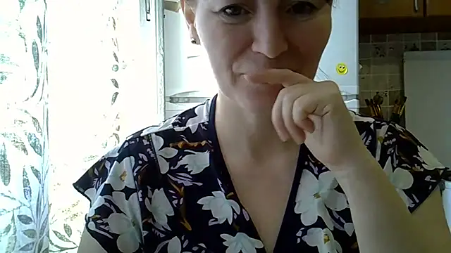 Snapshot of Krystal_82 chatting on 04/11/26, 07:45 Krystal 82 online show from 04/11/26, 07:45