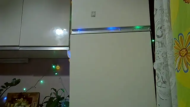 Krystal 82 online show from 10/31/25, 05:04