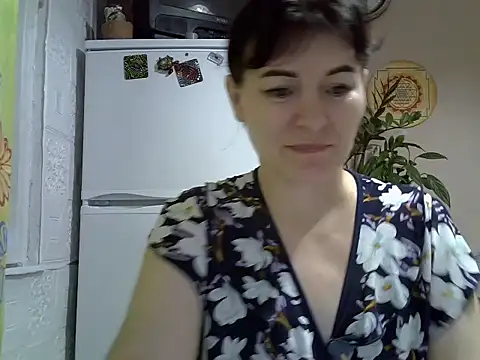 Krystal 82 online show from 11/13/25, 05:39