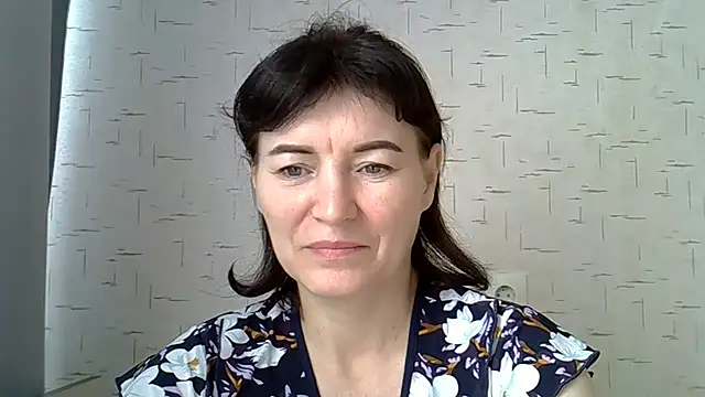 Krystal 82 online show from 09/27/25, 10:10