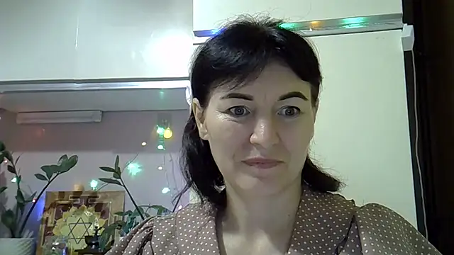 Krystal 82 online show from 09/24/25, 06:36