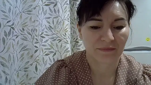 Snapshot of Krystal_82 chatting on 01/16/26, 02:43 Krystal 82 online show from 01/16/26, 02:43