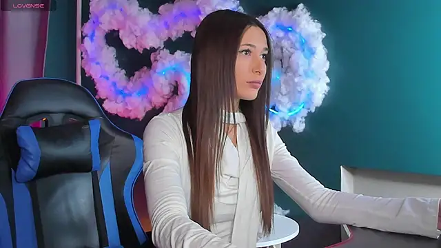 Lillie Miller online show from 03/20/26, 04:02