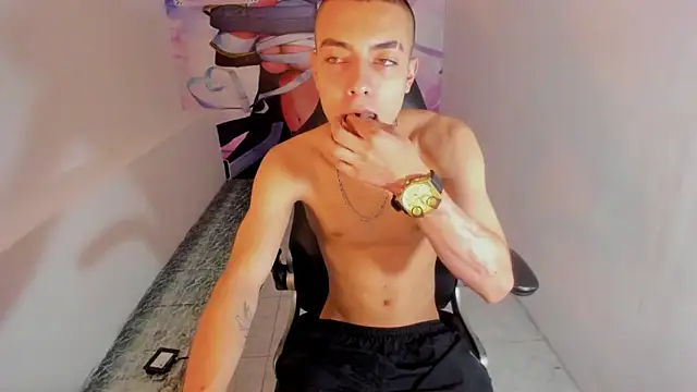 Dereck Boy8 online show from 12/17/25, 03:44