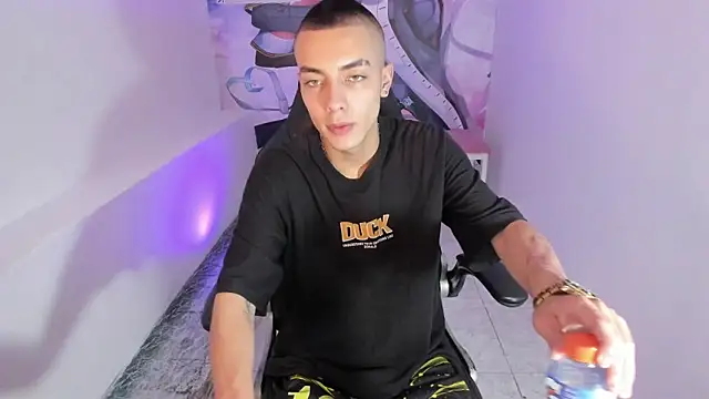 Dereck Boy8 online show from 11/10/25, 08:25