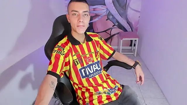 Dereck Boy8 online show from 11/07/25, 07:40