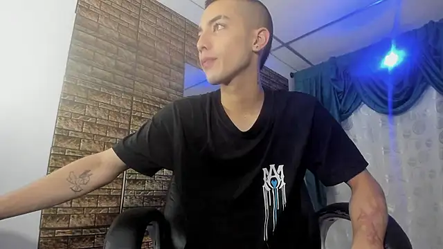 Dereck Boy8 online show from 09/12/25, 10:09