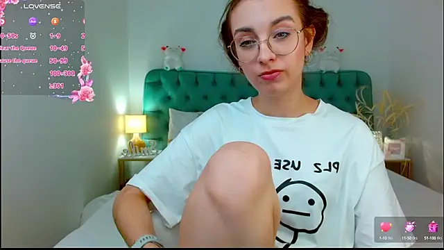 Real cutie1 online show from 09/12/25, 08:41