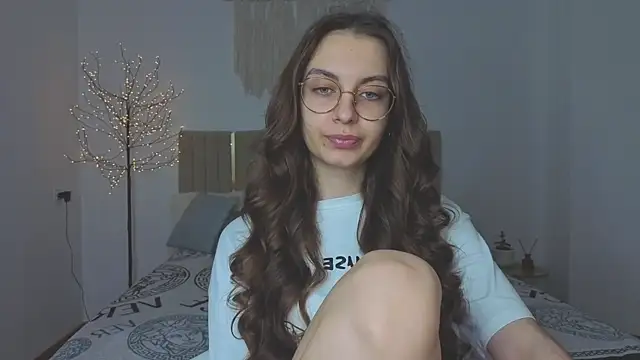 Real cutie1 online show from 12/05/25, 01:43