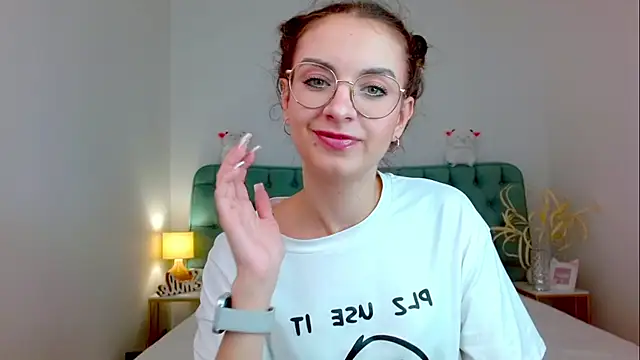 Real cutie1 online show from 09/13/25, 09:37